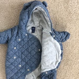 GAP Jackets & Coats - Baby Gap Denim snowsuit size 0-3 😇 so cute! GAP Jackets & Coats - Baby Gap Denim snowsuit size 0-3 😇 so cute!